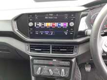 Volkswagen T-Cross TSI SE - U42651