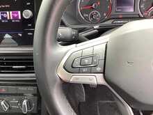 Volkswagen T-Cross TSI SE - U42651