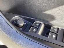 Skoda Karoq TSI SE L - U43253