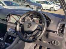 Skoda Karoq TSI SE L - U43253