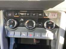 Skoda Karoq TSI SE L - U43253