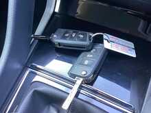 Skoda Karoq TSI SE L - U43253