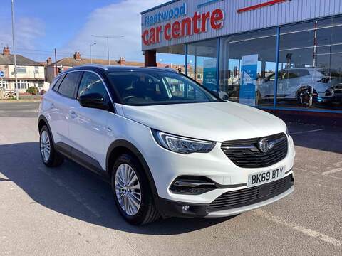 Vauxhall Grandland X 1.5 Turbo D SRi Nav SUV 5dr Diesel Manual Euro 6 (s/s) (130 ps)