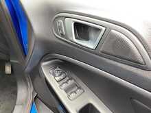 Ford EcoSport T EcoBoost ST-Line - U43407