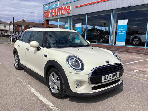 MINI Hatch 1.0 MHEV Launch Edition Hatchback 3dr Petrol Manual Euro 6 (s/s) (70 bhp)