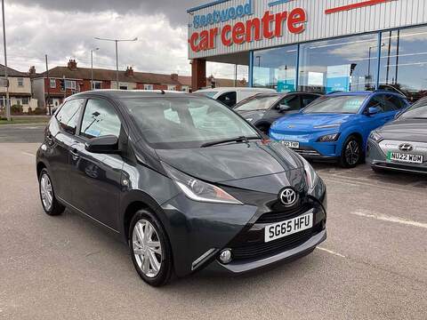 Toyota AYGO 1.0 VVT-i x-trend Hatchback 5dr Petrol Manual Euro 6 (71 ps)