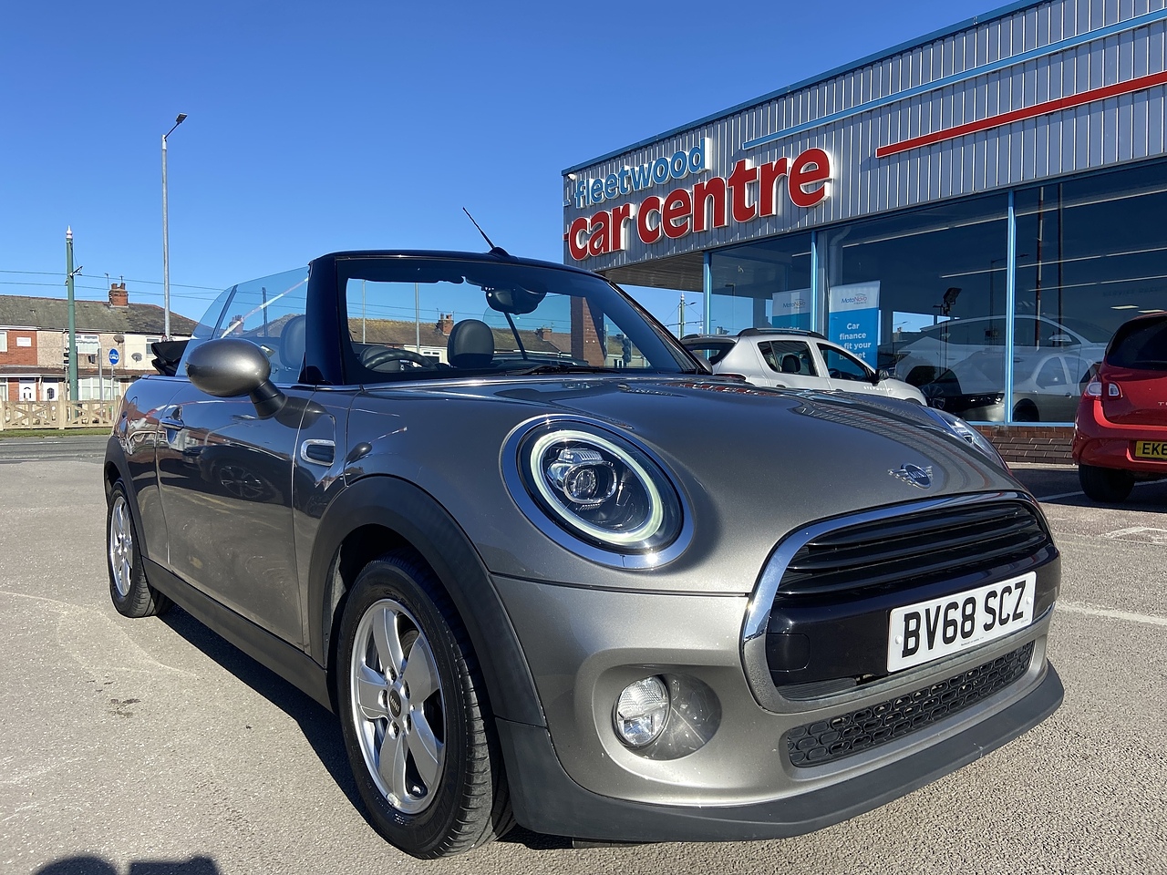 MINI Convertible Cooper - U43658