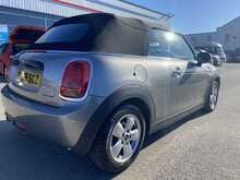 MINI Convertible Cooper - U43658