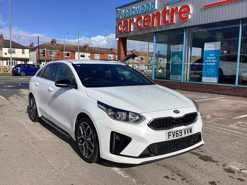 Kia ProCeed 2.0 TDI Estate 5dr Diesel Manual quattro Euro 5 (s/s) (170 ps)