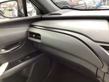 Lexus UX 250h F Sport - U43716