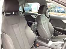 Audi A4 TFSI Sport - U43749