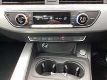 Audi A4 TFSI Sport - U43749