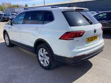 Volkswagen Tiguan Allspace TSI Life - U43755