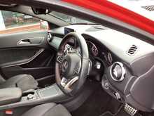 Mercedes-Benz GLA GLA180 AMG Line Edition - U43776