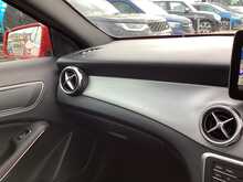 Mercedes-Benz GLA GLA180 AMG Line Edition - U43776