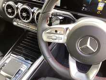 Mercedes-Benz B Class B180d AMG Line - U43778