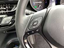 Toyota C-HR VVT-h Icon - U43782