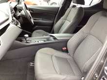 Toyota C-HR VVT-h Icon - U43782