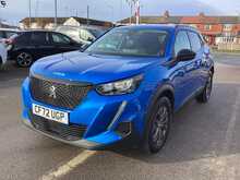 Peugeot 2008 PureTech Active Premium + - U43784