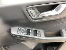 Ford Kuga T EcoBoost ST-Line Edition - U43799