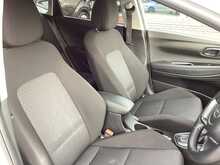 Hyundai i20 T-GDi MHEV Premium - U43811