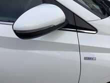 Hyundai i20 T-GDi MHEV Premium - U43811