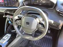 Peugeot E-2008 Allure - U43830