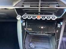 Peugeot E-2008 Allure - U43830