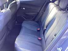 Peugeot E-2008 Allure - U43830