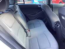 Hyundai IONIQ h-GDi Premium - U43831