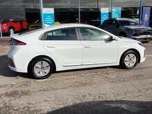 Hyundai IONIQ h-GDi Premium - U43831