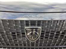 Peugeot 2008 PureTech Allure - U43837