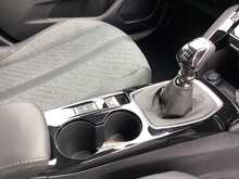 Peugeot 2008 PureTech Allure - U43837