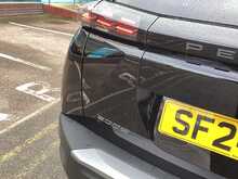 Peugeot 2008 PureTech Allure - U43837