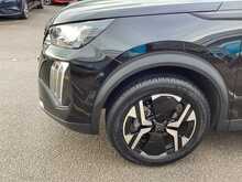 Peugeot 2008 PureTech Allure - U43837