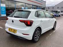 Volkswagen Polo TSI Life - U43856