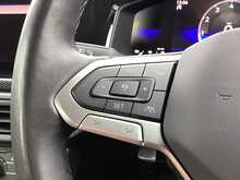 Volkswagen Polo TSI Life - U43856