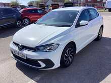 Volkswagen Polo TSI Life - U43856