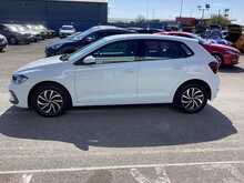 Volkswagen Polo TSI Life - U43856