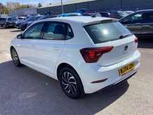 Volkswagen Polo TSI Life - U43856