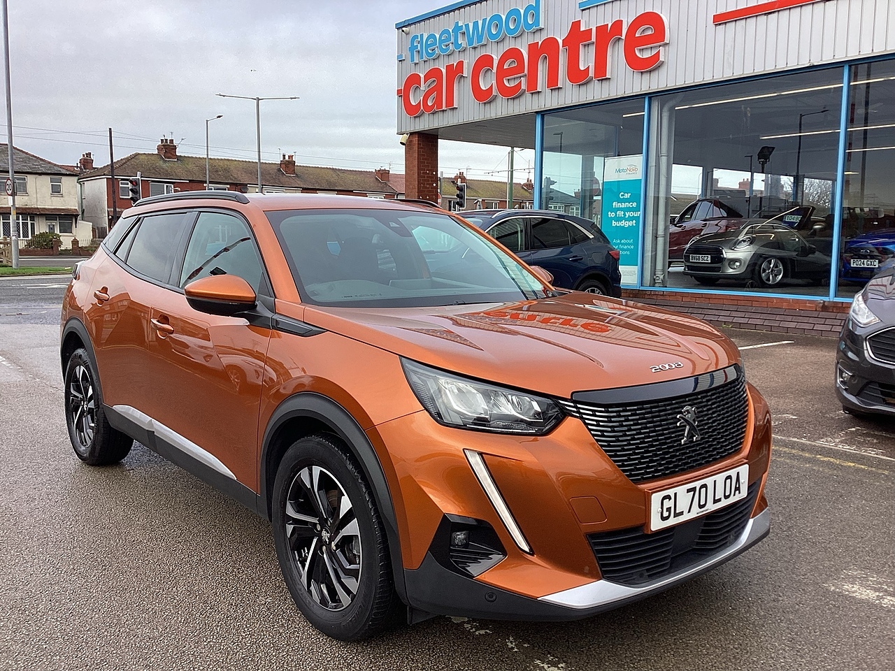 Peugeot 2008 PureTech Allure - U43859