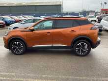 Peugeot 2008 PureTech Allure - U43859