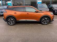 Peugeot 2008 PureTech Allure - U43859