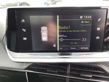 Peugeot 2008 PureTech Allure - U43859