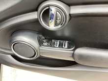 MINI Convertible Cooper II - U43860