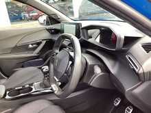 Peugeot 2008 PureTech GT - U43881