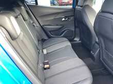 Peugeot 2008 PureTech GT - U43881