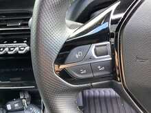 Peugeot 2008 PureTech GT - U43881