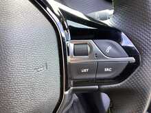 Peugeot 2008 PureTech GT - U43881