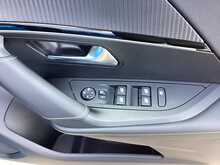 Peugeot 2008 PureTech GT - U43881